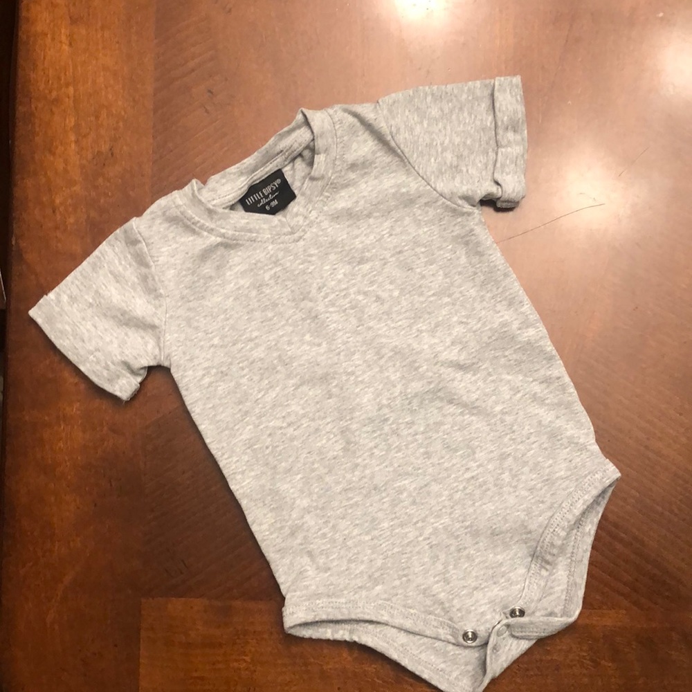 Little Bipsy V Neck